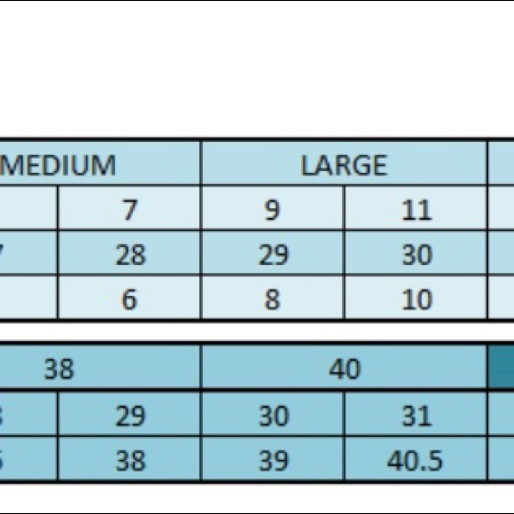 Sun embroidered cut offs - Picture 3 of 3